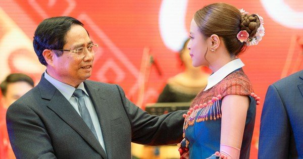 KHÁM PHÁ NHỮNG SỰ KIỆN ĐỈNH CAO ĐÁNG CHỜ CÙNG NỮ CA SỸ MÀ BẠN CHƯA BIẾT!