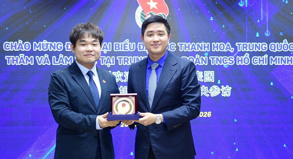 KHÁM PHÁ CÁC MÔ HÌNH ĐOÀN, HỘI ĐỔI MỚI, GÓP PHẦN XÂY DỰNG ĐOÀN VIÊN, SINH VIÊN PHÁT TRIỂN TOÀN DIỆN VÀ CÓ ÍCH CHO CỘNG ĐỘNG