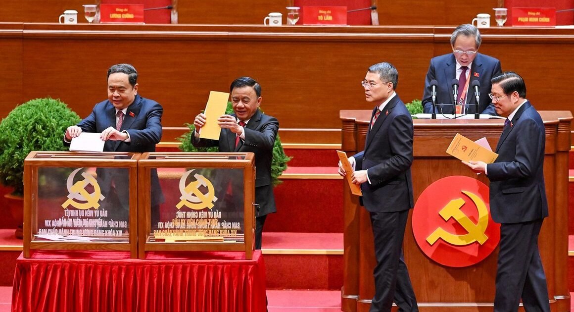 KHÁM PHÁ DANH SÁCH 200 ỦY VIÊN TRUNG ƯƠNG ĐẢNG ĐÃ GÂY CHÁY MÙA CHUYỂN GIAO QUYỀN LỰC!