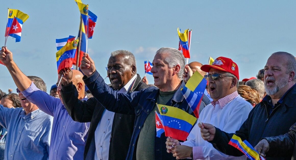 CUỘC ĐỘI KÍCH KHỦNG KHIẾP CỦA MỸ NHẰM BẮT TỔNG THỐNG VENEZUELA ĐÃ GÂY RA THƯƠNG VONG ĐỐI TƯỢNG ĐẾN 32 NGƯỜI CỦA CUBA