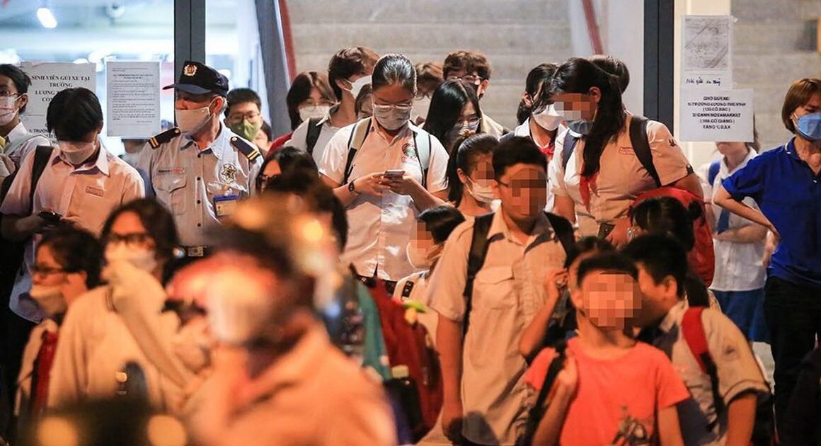 BỨC PHÁ THÔNG TƯ QUY ĐỊNH DẠY THÊM, HỌC THÊM MỚI CỦA BỘ GIÁO DỤC – ĐIỀU GÌ SẼ THAY ĐỔI ĐỂ BẢO VỆ HỌC SINH?