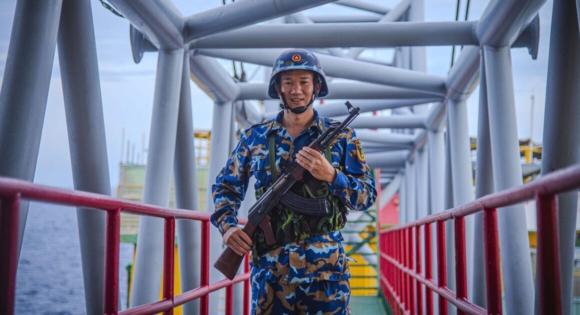 KHÁM PHÁ NHỮNG HOẠT ĐỘNG ĐẶC BIỆT CỦA NHÀ GIÀN DK1 GẦN ĐẠI HỘI XIII CỦA ĐẢNG!