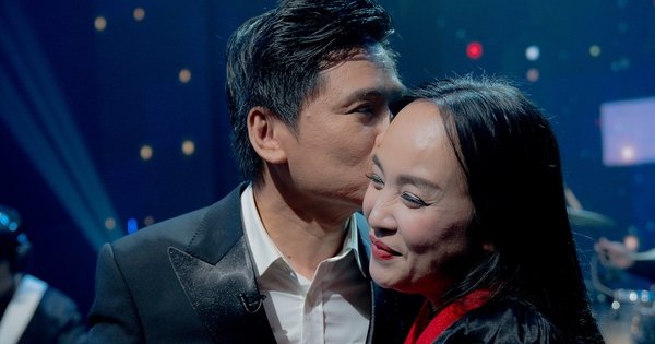 KHÁM PHÁ CẶP VỢ CHỒNG HIẾM CỦA LÀNG NHẠC VIỆT ĐỀU ĐỦ VÀO VỊ TRÍ GIÁM ĐỐC NHÀ HÁT!