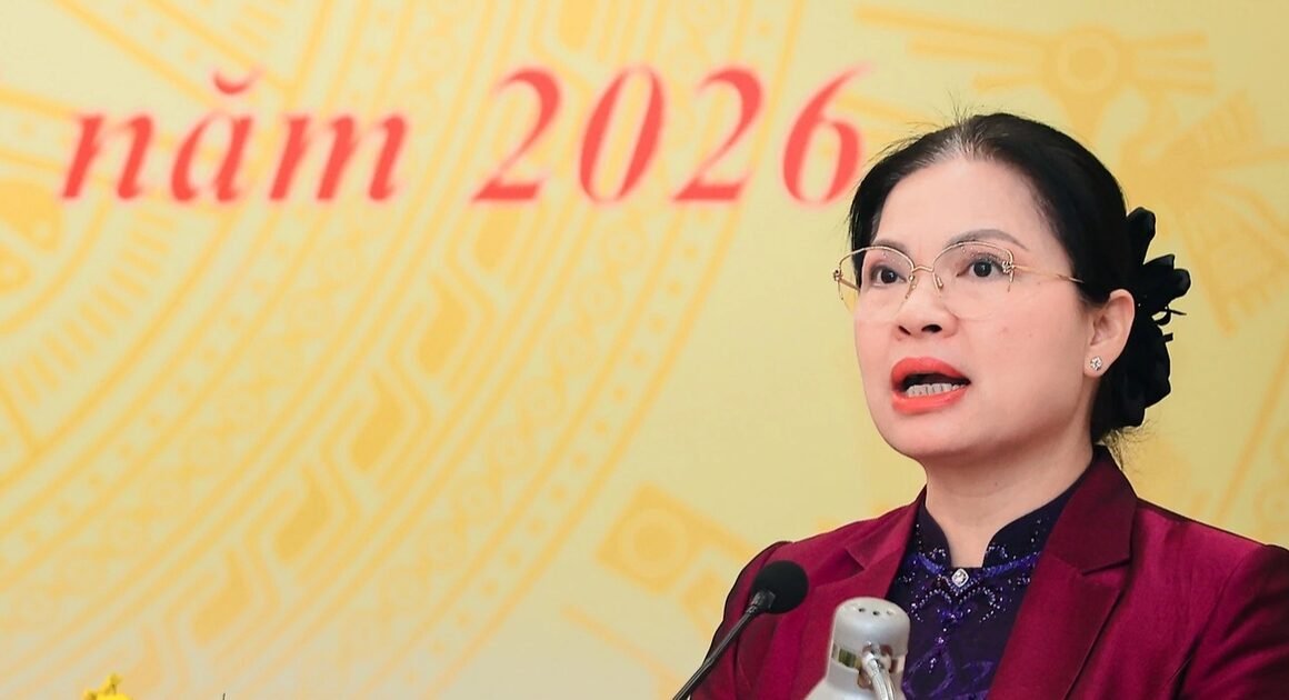 NGHỊ QUYẾT ĐẶC BIỆT: BÀ HÀ THỊ NGA SẼ ĐẢM NHIỆM VỊ TRÍ PHÓ CHỦ TỊCH VÀ TỔNG THƯ KÝ ỦY BAN TƯƠNG TRƯỜNG TỔ QUỐC KHÓA X!