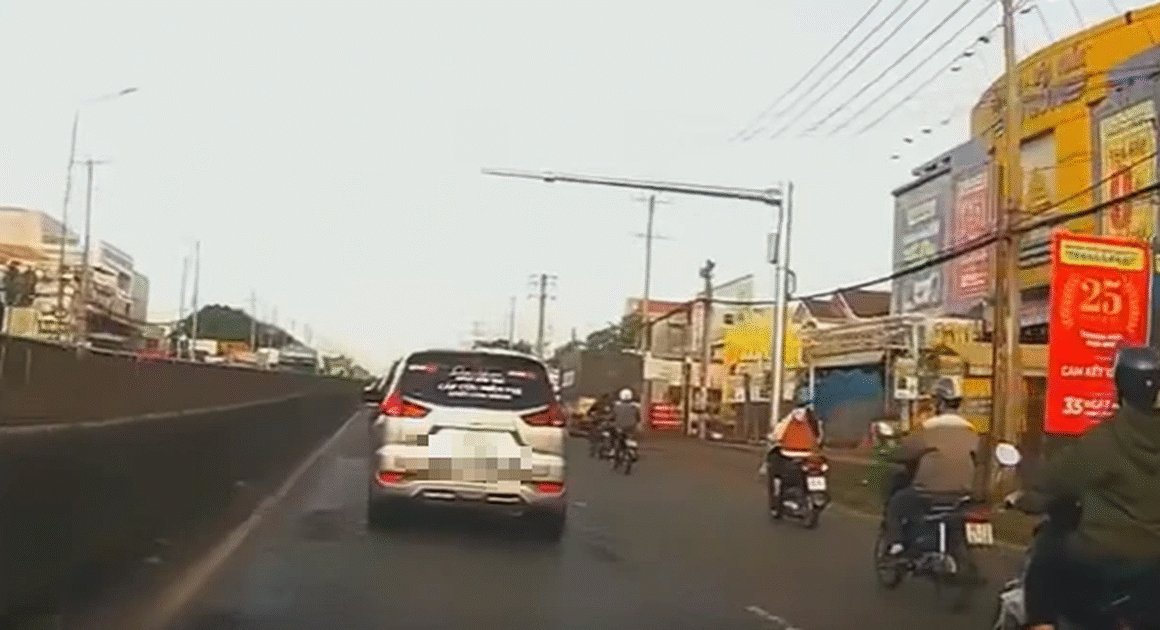 PHÁT HIỆN VÀ XỬ LÝ XE SỬ DỤNG CÒI ƯU TIÊN TRÊN QUỐC LỘ 51: AI SẼ BỊ PHẠT?