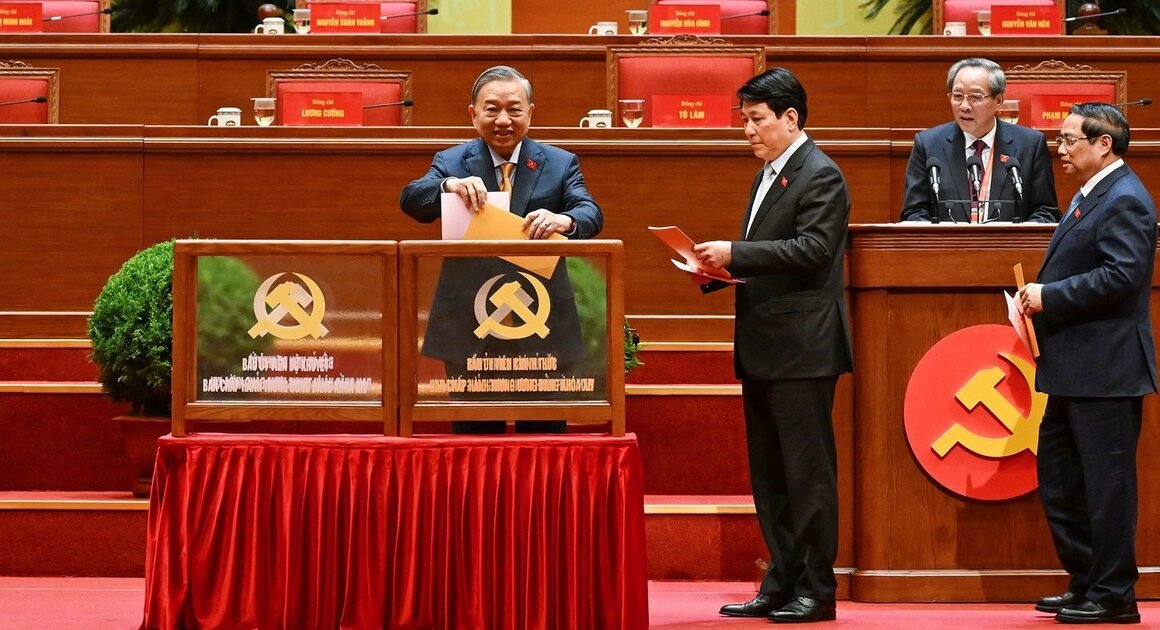 KHÁM PHÁ NHỮNG BƯỚC CHIẾM KỶ ĐÁNG CHÚ Ý TRONG ĐẠI HỘI XIV CỦA ĐẢNG!