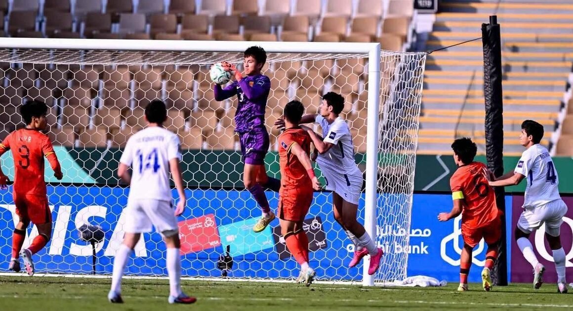 U.23 VIỆT NAM ĐÁNH BẠI U.23 TRUNG QUỐC, VƯỢT QUA 8 NĂM CHỜ ĐỢI VÀ CHINH PHỤC CHUNG KẾT U.23 CHÂU Á!