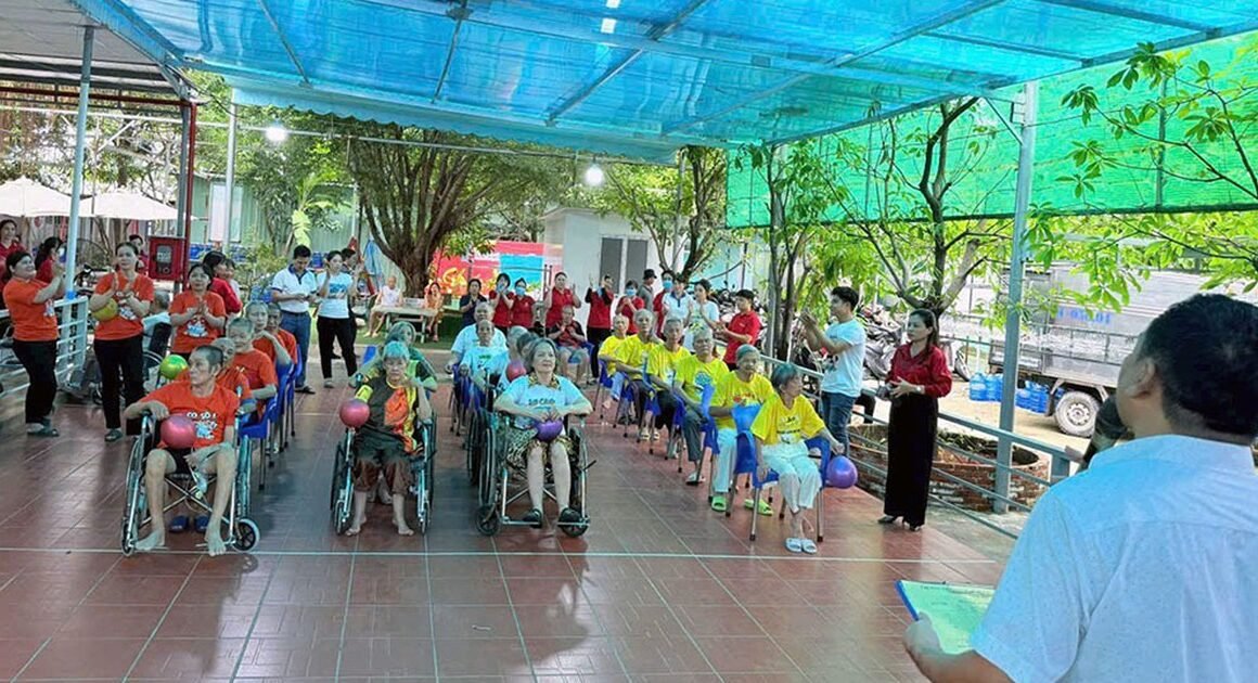 VÌ SAO NHIỀU NGƯỜI GIÀ VIỆT NAM KHÔNG DÙNG ĐẾN VIỆN DƯỠNG LÃO DÙ CÓ ĐIỀU KIỆN?