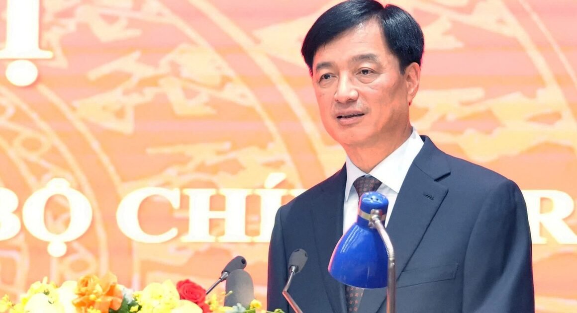 HÀ NỘI KIÊN ĐỊNH VẬN DỤNG SỨ MẠNG ĐỂ TỰ HÀO VƯƠN TẦM MỚI TRONG KỈ NGUYÊN MỚI!