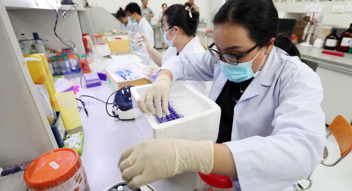 CHUẨN BỊ BỨT PHÁ, TP.HCM TĂNG PHỤ CẤP GẤP 3 LẦN, TUYỂN DỤNG ĐẶC CÁCH NHÂN TÀI KHÔNG THUỘC ĐỀ BỤT!