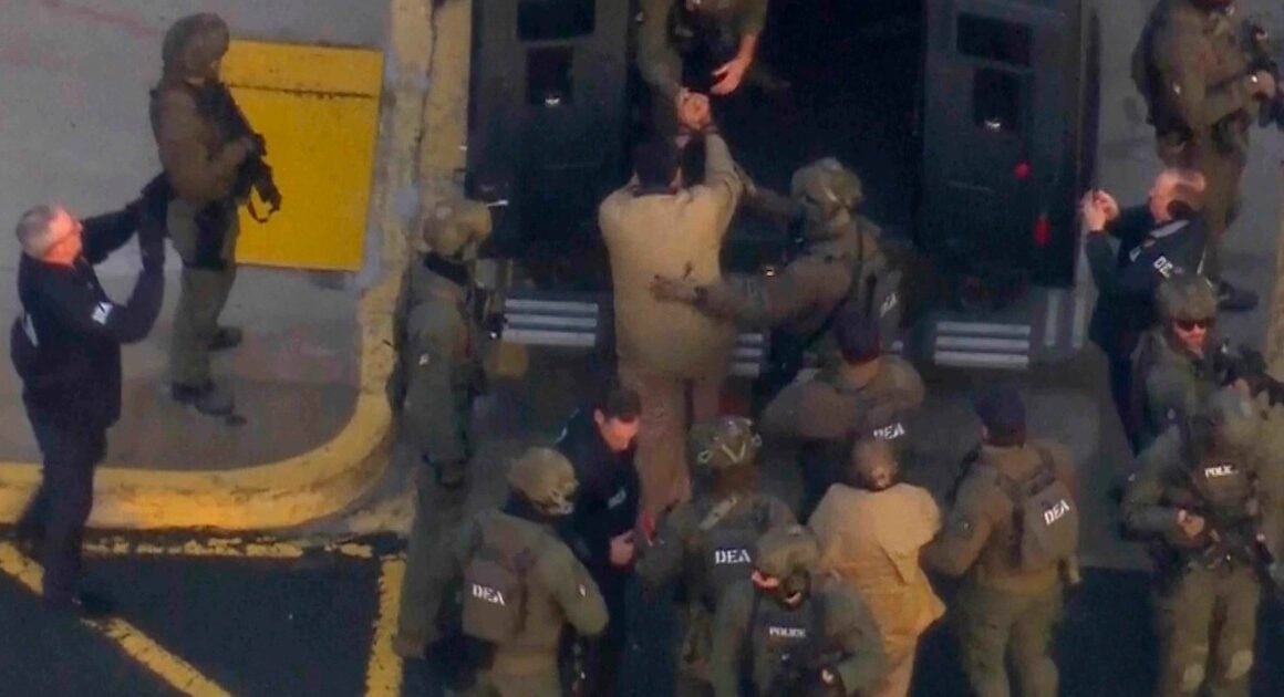 MỸ MỞ VÒNG XÉT XỬ ĐỐI VỚI ÔNG NICOLAS MADURO VÀ VỢ VỀ CÁO BUỘN BUÔN MA TÚY LIÊN QUAN ĐẾN TẬP ĐOÀN QUỐC GIA