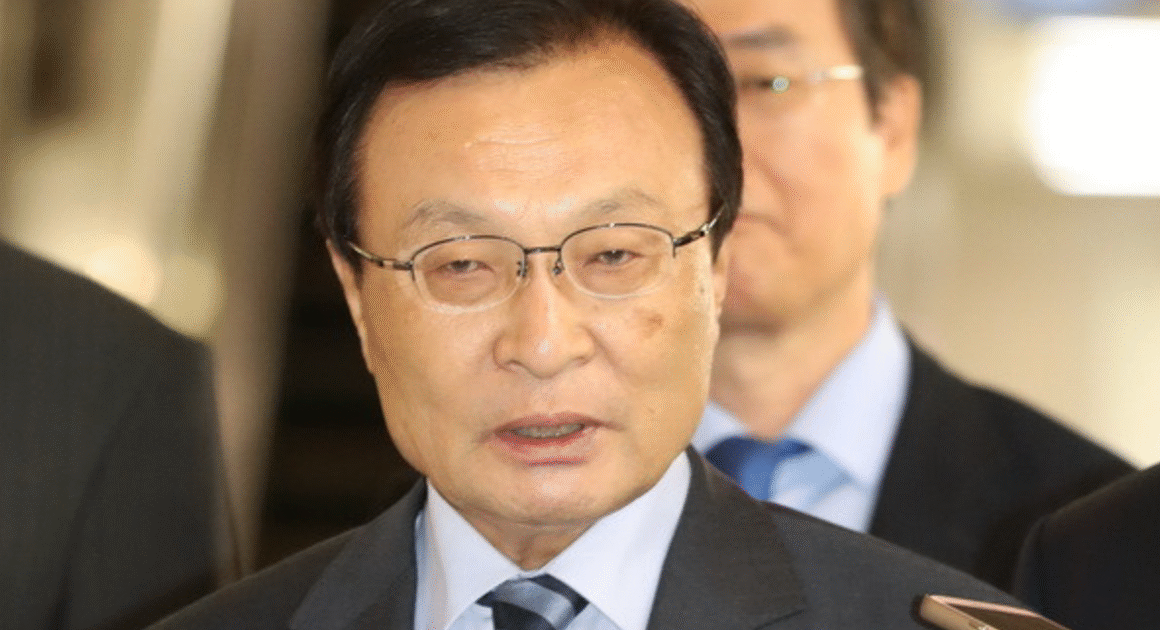 BỘ NGOẠI GIAO VÀ TP.HCM ĐỐI MẶT VỚI THÁCH THỨC CHẤT ĐỐI VỚI CỰU THỦ TƯỚNG HÀN QUỐC SAU KHI ÔNG BỨC XÚC CÙNG CÁC BIỆN PHÁP CHỮA TRỊ TỐT NHẤT NHƯNG ĐỀU ĐỀU KHÔNG THỂ CỨU SỐNG.