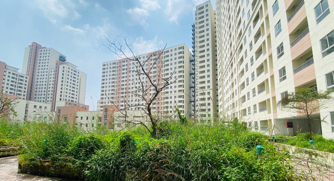 KHÁCH HÀNG ĐANG CHỜ ĐÓN VỚI 75.597 TỶ ĐỒNG TRONG NGĂN SÁCH, TP.HCM PHÊ DUYỆT GIÁ ĐẤT CHO 71 DỰ ÁN NĂM 2025!