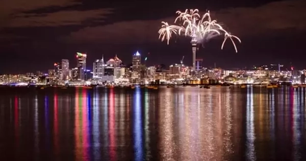KHÁM PHÁ MÀN PHÁO HOA HOÀNH TRÁNG NHẤT 2026 TẠI AUCKLAND, NEW ZEALAND!