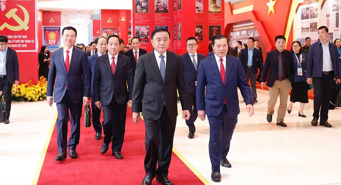 KHÁM PHÁ NHỮNG ĐIỂM NỔI BẬT TRONG LỄ KHAI TRƯƠNG TRUNG TÂM BÁO CHÍ ĐẠI HỘI XIV CỦA ĐẢNG NGAY HÔM NAY!