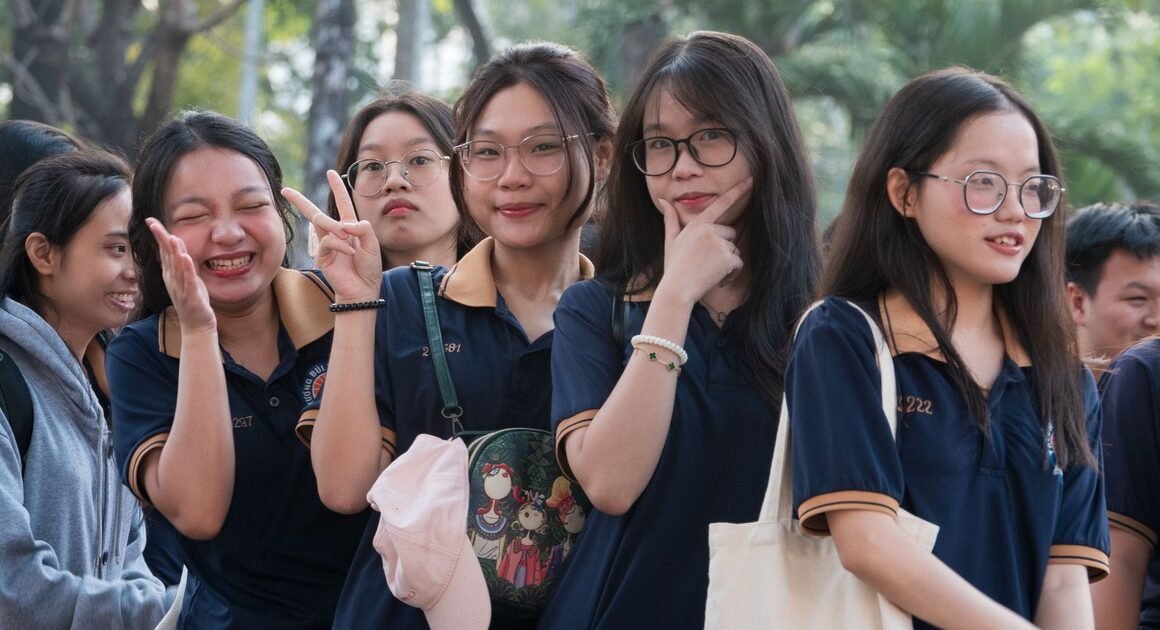 CUỘC CHIẾN ÔN LUYỆN KHÔNG NGỪNG NĂM NAY, SẼ ĐEM ĐẾN NHỮNG ĐIỀU GÌ CHO THÍ SINH CUỐI CẤP?