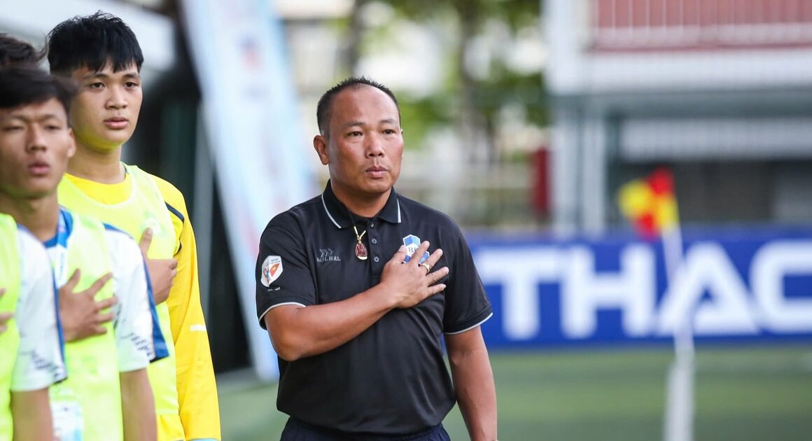 KHÔNG AI NGỜ ĐƯỢC, CỰU TUYỂN THỦ QUỐC GIA NGUYỄN VĂN TUẤN ĐÃ CHINH PHỤC ĐẤU TRƯỜNG CỦA GIẢI BÓNG ĐÁ THANH NIÊN SINH VIÊN VỊT VỀ ĐIỀU GÌ??