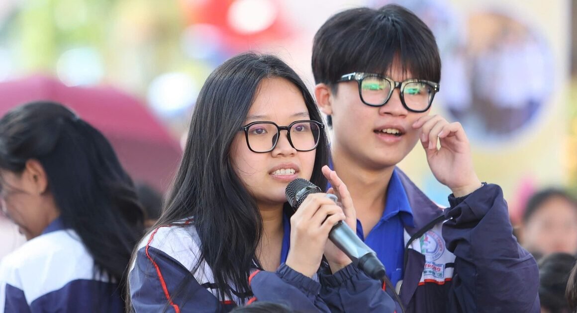 AI ĐANG THAY ĐỔI CÁCH TUYỂN SINH, THÍ SINH CÓ PHẢI LO LẮNG VỚI NHỮNG BƯỚC ĐỔI MỚI NÀY?