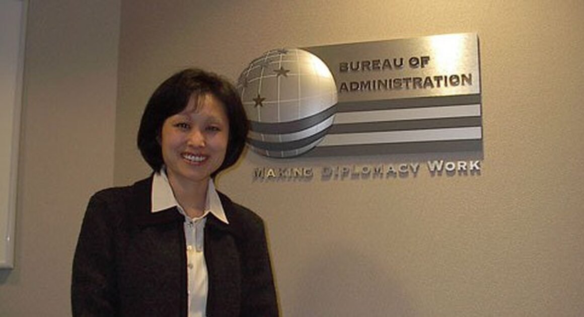 AI CẬP NHẬT MỚI NHẤT: BÀ JENNIFER WICKS MCNAMARA ĐANG CHỜ THƯỢNG VIỆN PHÊ CHUẨN TRỞ THÀNH ĐẠI SỨ MỸ TẠI VIỆT NAM!