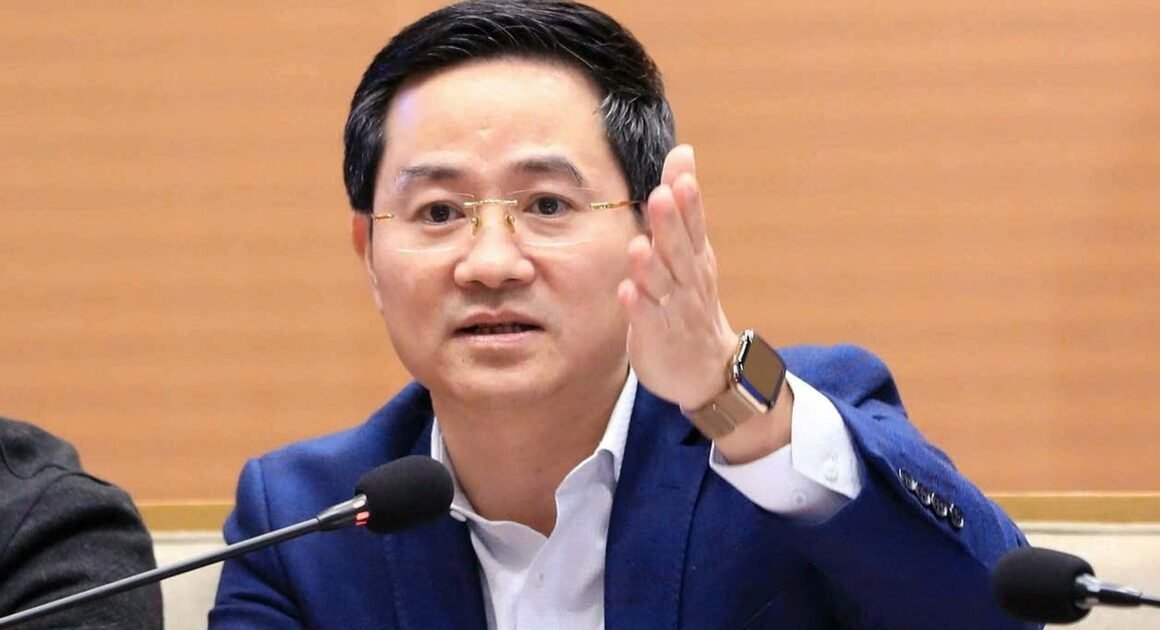 KHÁCH MỚI ĐẦU TƯ VÀO GIÁO DỤC, SỨC HÓA CỦA CHỦ TỊCH UBND TP.HÀ NỘI VỚI ÔNG TRẦN ANH TUẤN ĐÃ GÂY NGẠC NHIÊN!