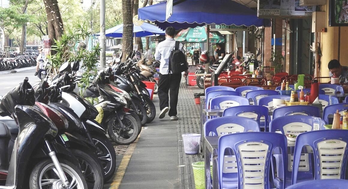 KHIẾU NẠI VỀ CHỖ ĐỖ XE BÁO ĐỘNG, NHIỀU NGƯỜI ĐỒNG TÌNH VỚI GIẢI PHÁP ĐỘC ĐÁO ĐỂ GIẢI QUYẾT VẤN ĐỀ TRÊN VỈA HÈ!