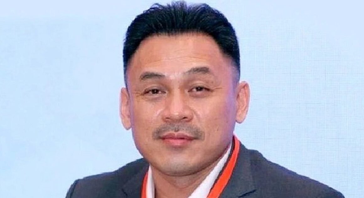 BÓNG ĐÁ CHÂU ÚC GẦN NHƯ ĐƯỢC MỞ RỘNG KHI MỸ CHẤP THUẬN DẪN ĐỘ ÔNG LƯU TÚ BẢO VỀ TÒA ÁN ÚC!