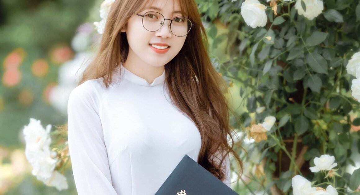 KHÁM PHÁ HÀNH TRÌNH ĐẶC BIỆT CỦA NHỮNG NGƯỜI VIỆT XA QUÊ, RƠI NƯỚC MẮT NHẬN MÓN QUÀ TẾT ĐẦY GIAO HÒA!