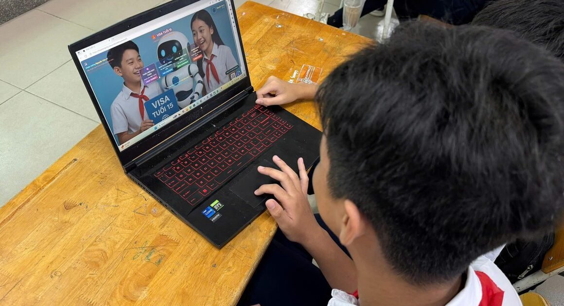 TRÍ TUỆ NHÂN TẠO MỞ RỘNG CƠ HỘI HƯỚNG NGHIỆP CHO HỌC SINH, NHƯNG VẪN KHÔNG THỂ THAY THẾ CON NGƯỜI