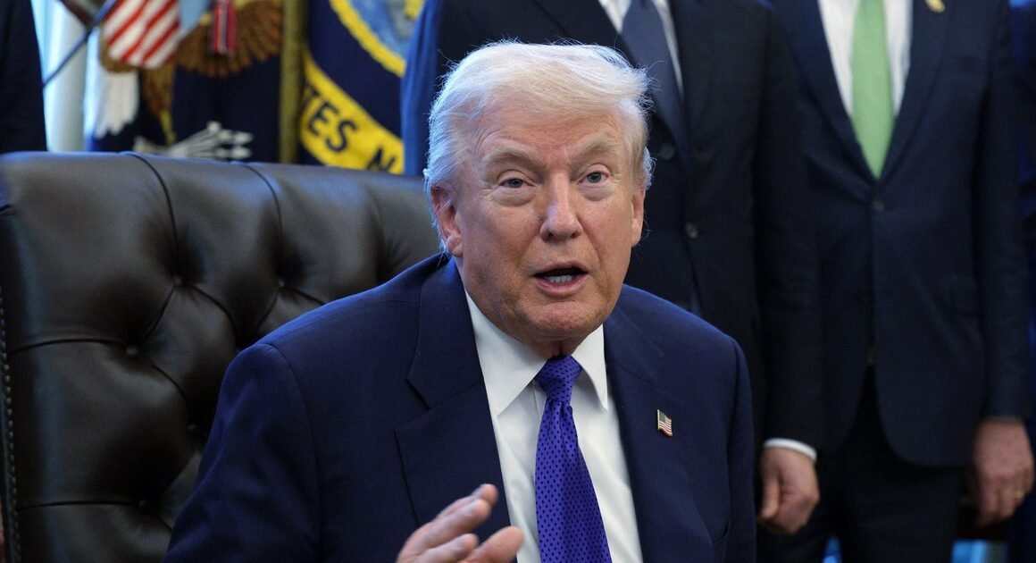 TẠI SAO ĐẠI HỌC HARVARD ĐANG CHIẾM TRƯỜNG TRONG TRUYỀN THÔNG VÀ CHIẾU LỘ CHIẾN LUỢC CỦA CHÍNH PHỦ MỸ?