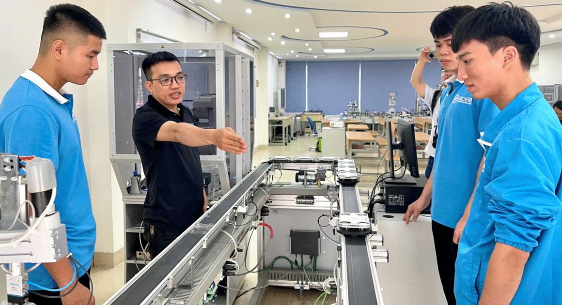 BẤT NGỜ TRONG TUYỂN SINH 2026: ĐIỂM MỚI GIẢI MẬT CHO HỌC SINH VÀ PHỤ HUYNH!