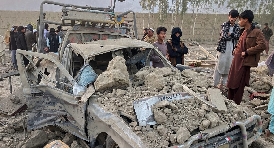 KHÁN GIÁ CẦU NGUY HIỂM VÌ VIỆC ISLAMABAD TAY TRONG CÁC CUỘC KHÔNG KÍCH MỚI Ở KABUL VÀ CÁC TỈNH NỘI ĐỊA