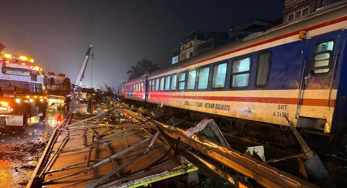 KHI CÚ TÔNG MẠNH GÂY SỰ CỨU HỘ KINH HOÀNG, NHỮNG GÌ ĐÃ XẢY RA SAU ĐÓ?