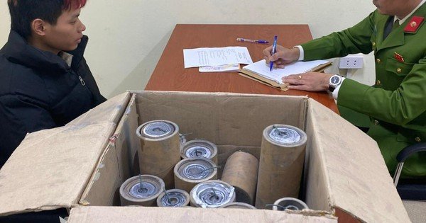 PHÁT HIỆN 16 KHỐI PHÁO NỔ TRONG YÊU CẦU TẾT, NAM THANH NIÊN SINH NĂM 2008 BỊ BẮT GIỮ TRÊN PHỐ THÚY LĨNH