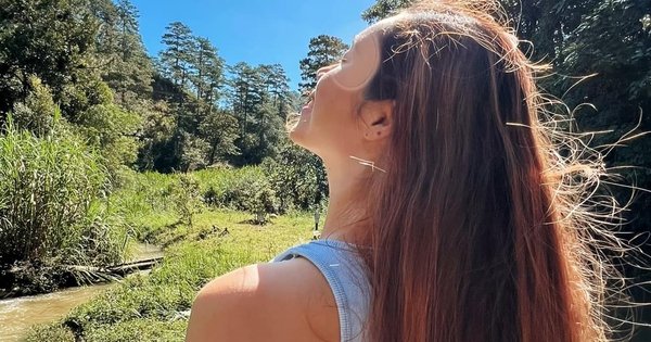 AI VẬY, Á HẬU NÀY ĐANG LÀM MẸ ĐƠN THÂN Ở NƯỚC NGOÀI, CHĂM SÓC CON NHƯ THẾ NÀO?