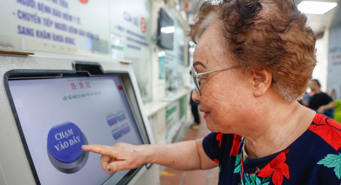 NGƯỜI DÂN MONG MUỐN Ở CƠ SỞ Y TẾ CHUYÊN MÔN TỐT, CHẨN ĐOÁN CHÍNH XÁC VÀ ĐƯỢC TÔN TRỌNG HƠN NẾU ĐÁP ỨNG ĐỦ YẾU TỐ NÀY!