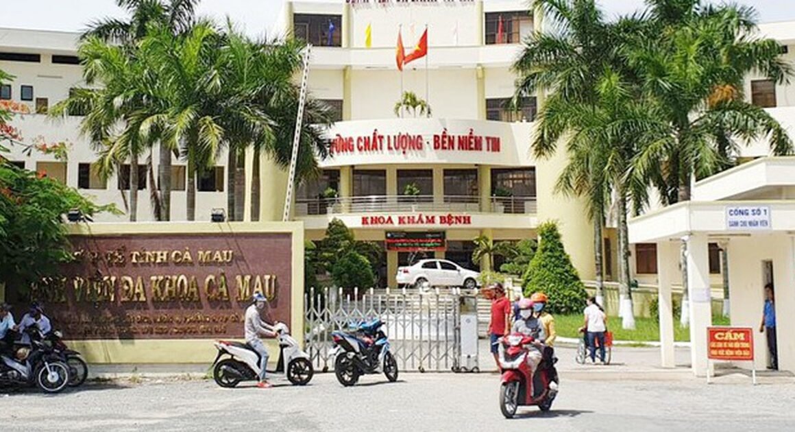 SỰ THỰC VỀ VỤ LIVESTREAM NGƯỜI NHÀ TỬ VONG: BỆNH VIỆN CÀ MAU KHẲNG ĐỊNH KHÔNG CÓ SAI SÓT CHUYÊN MÔN, BỊ BỎ MẶC BỆNH NHÂN LÀ HOÀN TOÀN SAI SÌNH