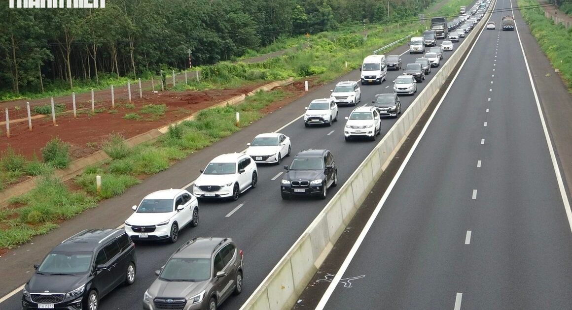 TẠI SAO TÂM LÝ NÔN NÓNG VÀ ÁP LỰC LƯU LƯỢNG XE LẠI ĐẨY NGƯỜI LAO ĐỘNG VÀO NGUY CƠ BỊ KHÔNG CHỐI TỘI VỀ GIAO THÔNG?