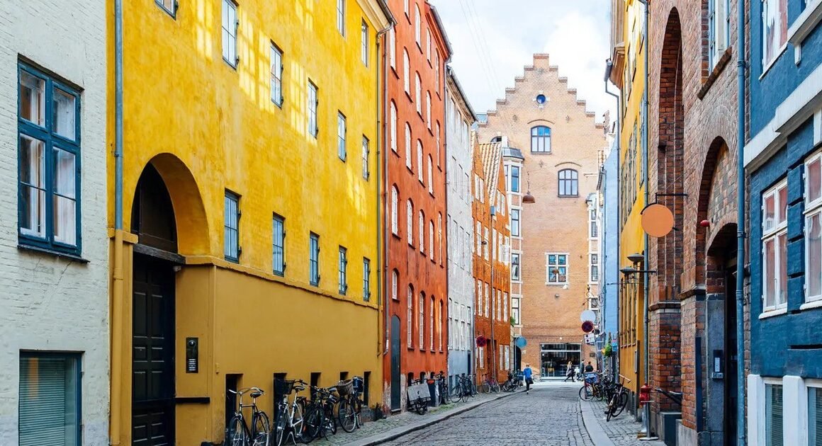 BẠN SẼ KHÔNG NGHĨ ĐÂU KHI BIẾT RẰNG MỘT THÀNH PHỐ VIỆT NAM LẠI ĐƯỢC CHUỘC VÀO DANH SÁCH 50 ĐỊA ĐIỂM ĐẸP NHẤT TOÀN THẾ GIỚI