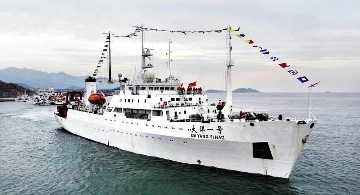 MẬT ĐỘ HÀNG HẢI GIA TĂNG, TÀU NGHIÊN CỨU TRUNG QUỐC GẦN MÁY BAY SÂN BAY MỸ GẦN IRAN, GÂY NGHI VẤN VỀ CẢNH BÁO CHIẾN LƯỢC MỚI?