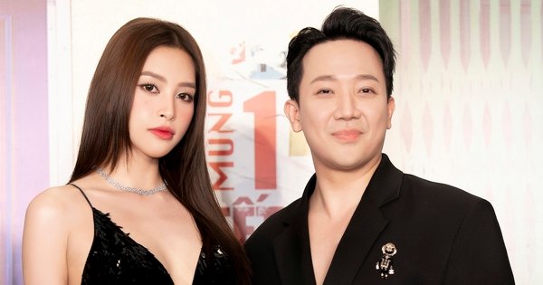 KHÁN GIẢ BẤT NGỜ VỀ KHÁN GIẢ ĐẲNG SAU GƯƠNG MẶT XINH ĐẸP CỦA TIỂU VY!