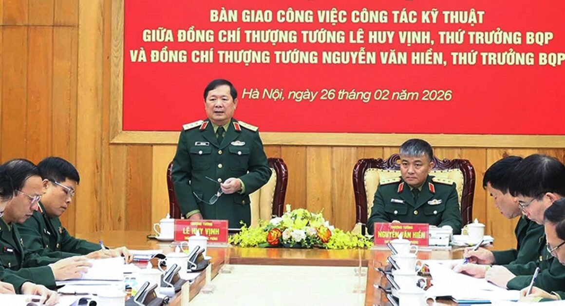 BỘ QUỐC PHÒNG TỔ CHỨC HỘI NGHỊ CHUYỂN GIAO CÔNG VIỆC KỸ THUẬT GIỮA THỨ TRƯỞNG LÊ HUY VỊNH VÀ NGUYỄN VĂN HIỀN, ĐÁNG CHỜ NHỮNG DIỄN BIẾN MỚI!