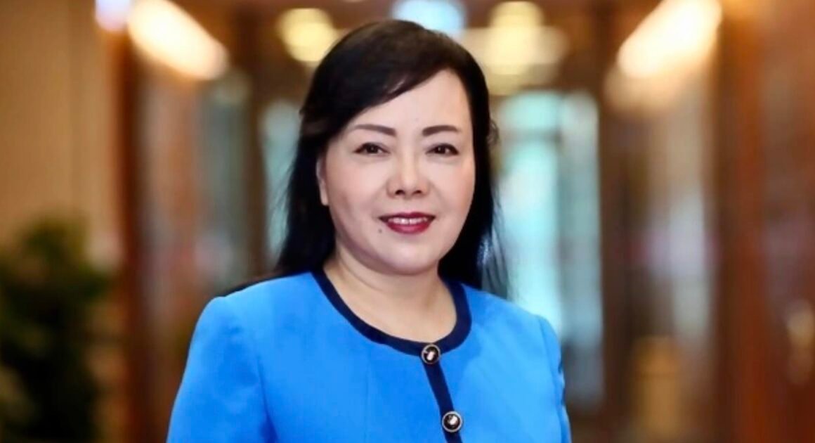 BÀ NGUYỄN THỊ KIM TIẾN THỪA NHẬN NHẬN 7,5 TỶ ĐỒNG TỪ CẤP DƯỚI, NHƯNG KHÔNG BIẾT NGUỒN GỐC ĐỂU LẮM!