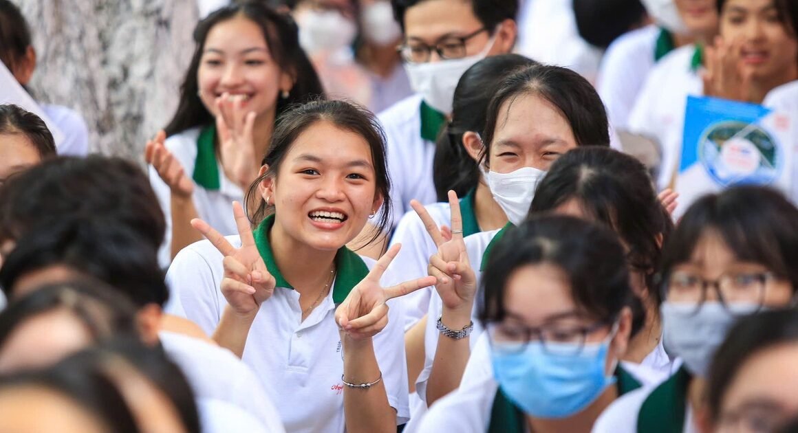 KHÁM PHÁ CƠ HỘI ĐỊNH HƯỚNG TƯƠNG LAI TUYỆT VỜI CHO THÍ SINH ĐỒNG THÁP!