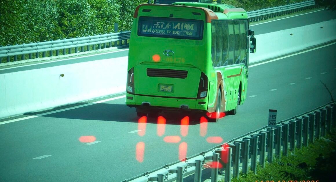 SAU KỲ NGHỈ TẾT, XE TĂNG ĐỘNG KỊCH LIỆT: CSGT CẢNH BÁO NGUY CƠ TAI NẠN VÀ VI PHẠM GIA TĂNG MẠNH!