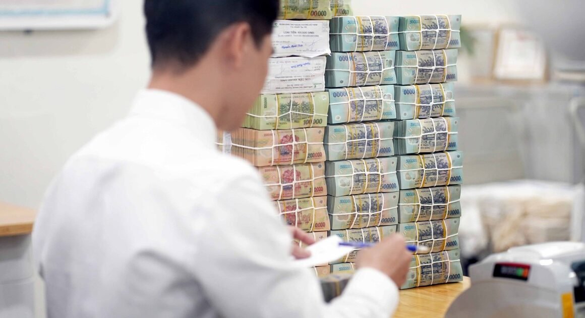 TĂNG TRƯỞNG TÍN DỤNG BẤT ĐỘNG SẢN 2025 KHIẾN LÃI SUẤT CẮT GHÉP 14%/NĂM, DẨN CHUYẾN BIẾN ĐỘNG MỚI CHƯA TỪNG CÓ!