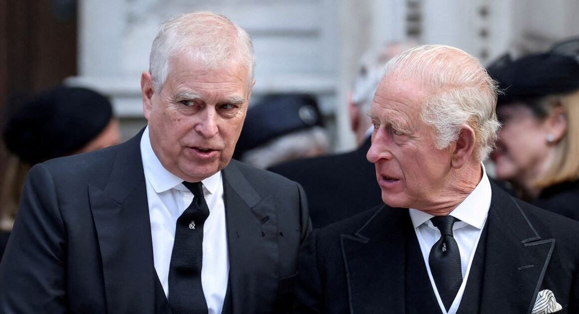 VUA CHARLES III CỬA NGỌC KHẲNG ĐỊNH: LUẬT PHÁP PHẢI THỰC THI, CẬN BẢN ĐỐI MẶT VỚI CÁO BUỘC TRỊT ĐỂ ĐẾN TÙ CHUNG NHƠN?