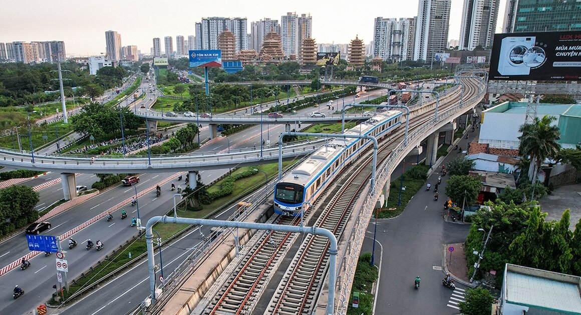 VIỆT NAM ĐANG ĐI ĐẾN KỶ NGUYÊN MỚI VỚI MỤC TIÊU TRỞ THÀNH QUỐC GIA GIÀU CÓ VÀ THỊNH VƯỢNG TRƯỚC NĂM 2045!