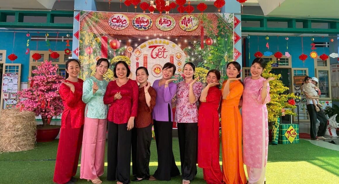 DƯỠNG BỚT NÓI VỀ NGHÈO KHÓ, GIÁO VIÊN CÓ ĐƯỢC MỘT MÙA TẾT ĐỔI THAY?