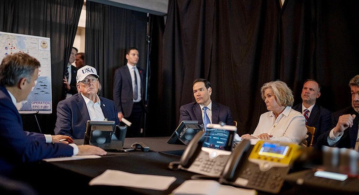 MỸ VÀ ISRAEL TẤN CÔNG IRAN, LIỆU ĐÓ CÓ THỂ DẪN ĐẾN CHIẾN TRANH TOÀN CẦU?