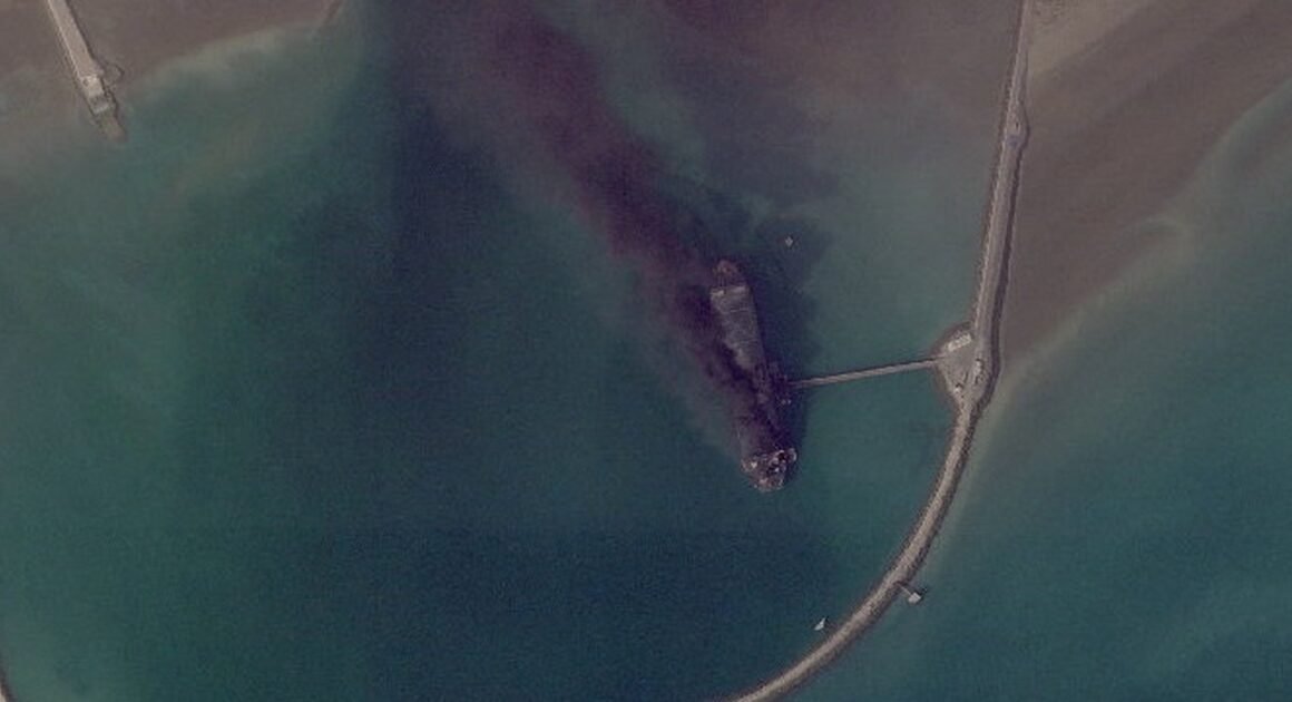 MỸ ĐÃ PHÁ HỦY NHIỀU TÀU IRAN, VẬY IRAN CÓ GÌ ĐỂ THỊ UY SUẤT CHÚNG?